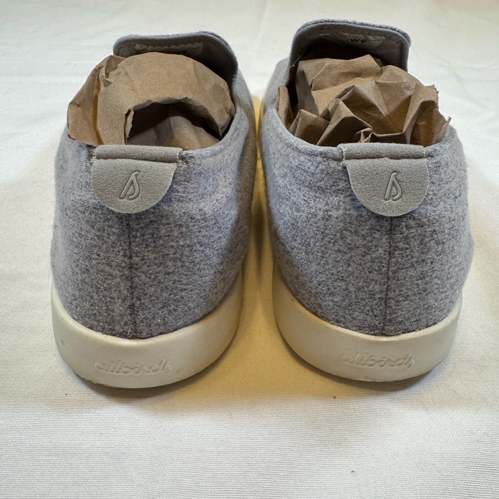 Allbirds Merino Wool Grey Slip-On Women’s Sneaker - Picture 4 of 7